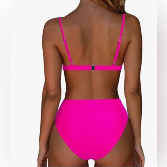 Vibrant Pink Women's Bikini Set NWT Size Medium - Picture 2 of 7